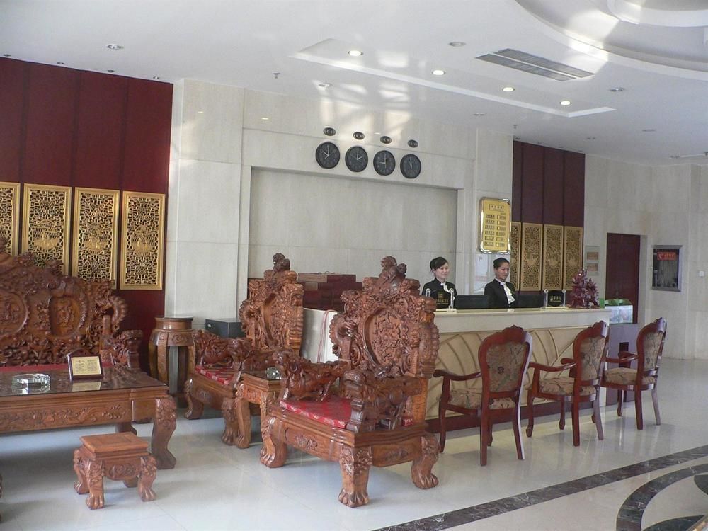 Huatian Grand Hotel Dengfeng Экстерьер фото